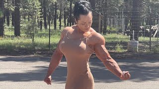 Chrissy M Peracchi Female Bodybuilding Gym Workout Motivaon Fitness sexy Models woman Beautiful