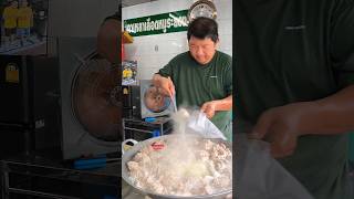 Large Jumbo Minced Pork Soup | หมูสับจัมโบ้ชิ้นโต เกาเหลาเลือดหมูระยอง เทอดไท 19  กรุงเทพฯ