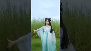 传统服饰系列｜谁没一个仙侠梦呢？ #中国​Traditional clothing series | Who doesn't have a fairy dream? # China