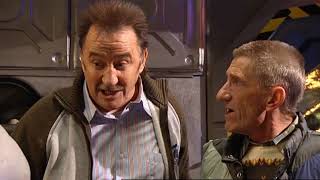 ChuckleVision S18E05 Alien Antics (Widescreen) (Higher Quality)