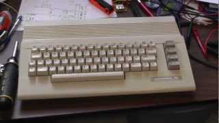 How to check and change a fuse inside your Commodore 64