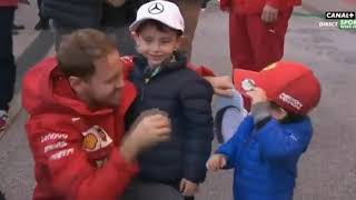 F1 2019 | US GP - Sebastian Vettel gives his cap to a little fan