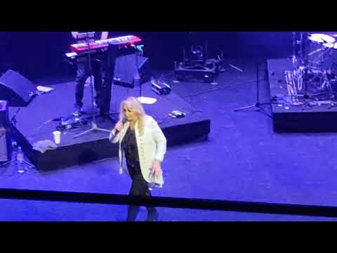 Bonnie Tyler – Holding Out for a Hero (25/7/24, Indigo at the O2, London, England, UK)