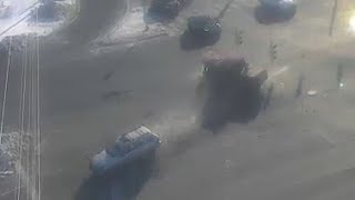 Delaware: Bad Driver Runs Red Light & Gets Hit