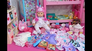 NURSERY REVEAL - NEW BABY DISNEY FROZEN DOLLHOUSE ROOM CLOSET CLEANING TOUR!!