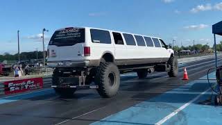 Lifted limo drag racing - Big Hippie Builds