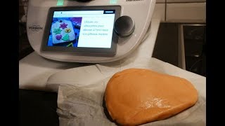 massepain avec le TM6 Thermomix