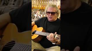 #DonMclean playing #AmericanPie using a 1954 Martin 00-21 #NormansRareGuitars! 🔥 #throwback #2017