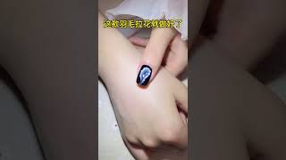 #2 Nail art ideas 一线拉花美甲💅教程，简单易上手用一根线就能做的羽毛拉花美甲，适合新手宝宝的偷懒小技巧哦！用黑色打底，然后把线条放甲面上慢慢往下拉，优雅又 #shorts