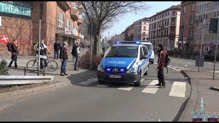 [BEINAH-UNFALL | FuStW fährt fast Person an] 2x FuStW + 2x HGruKW BePol Wiebsaden