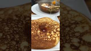 Pouring honey on rice pancake | sinasir | pancake with honey #pancake #ricepancake #honey #shorts