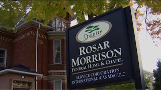 How funeral homes are coping amid Omicron wave