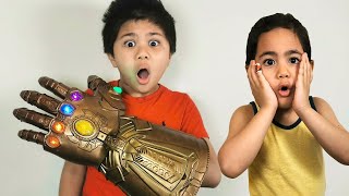 Troy and Izaak Pretend Play with Avengers Infinity Gauntlet Toy TBTFUNTV