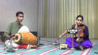 Sahana playing Chinnan Chiru Kiliye - Solo 2012