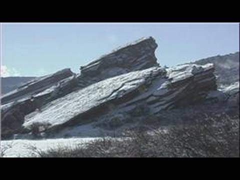 Can igneous rock be red?