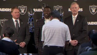 Oakland Raiders introduce Antonio Brown at press conference