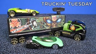 Truckin' Tuesday Truckin' Transporters Alien Artifact Recon Unit with Hot Wheels Twinmill