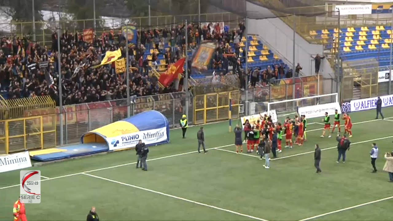 Juve Stabia-Catanzaro 1-4, Gli Highlights - YouTube