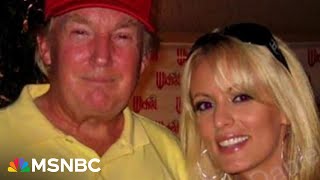 Trump 'has to be concerned' about women in the jury identifying themselves with Stormy Daniels