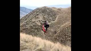 😱 Insane MTB Crash: Jaw-Dropping Downhill Adventure! #short #mtb #cycling