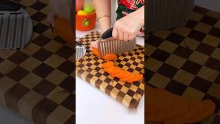 💥Crinkle Cut Magic: Transform Your Veggies in Seconds!🛒🚀#shorts #shortsfeed #kitchen #ytshorts