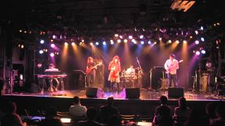 2012/11/28梅田クラブクアトロ結奈ライブ＿３