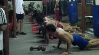 The guideboxing รุ่นพี่ ราชานนท์ ฟิตมากๆ