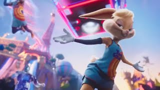 Lebron James & Lola Bunny recreate Lebron and Wade Alley Oop - Space Jam 2: A New Legacy