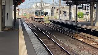 E129系 信越線普通ワンマン長岡行き 直江津駅入線