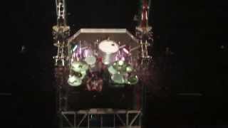 Mötley Crüe - Tommy Lee Drum Solo on the Cruecifly - Adelaide Entertainment Centre 2015