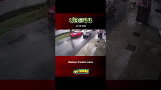 Santai² jalan di jalanraya kena langgar