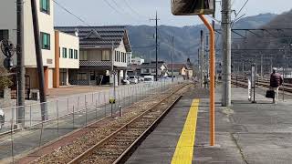 [4K] 新見駅 キハ120入線 備後落合行き