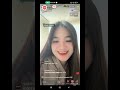 live tataa ubur ubur makan hiu