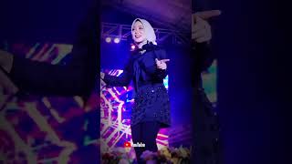 Bunda fauzana joget #fauzana #yunfa #sobatngarit #sobatngaret #viralshort #trendingshorts #video