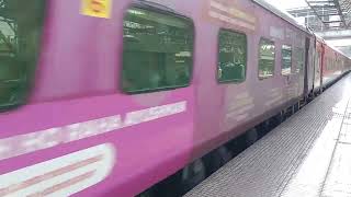 12188 Down CSMT - Jabalpur Garib Rath Express Passing Dombivli