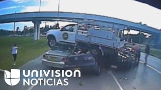 Video: Este conductor pierde el control de su camioneta y termina aterrizando sobre tres autos