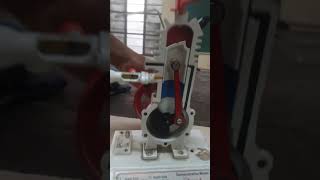 how to work two stroke diesel engine