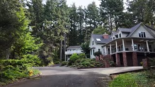 Beautiful Small-Town Village by the Sea | Cannon Beach, OR | Oregon Travel | Relaxing walk