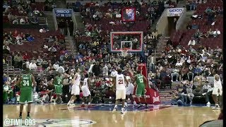 Throwback: Rajon Rondo makes ridiculous shot from behind the backboard in Philly (11/03/2009)