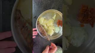 മഴ 🌧️ഓരോ കൊതികൾ 😋ചീനി 🐟മീൻ പൊരിച്ചത് ☺️#foodlover #food #shorts #youtubeshorts #viralvideos