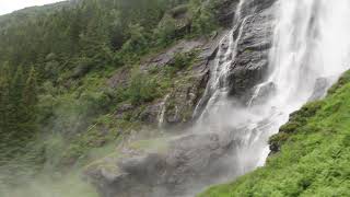 World of Waterfalls: Espelandsfossen in Granvin