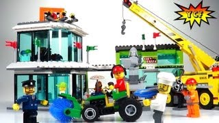 LEGO City Town Square Review - LEGO 60026