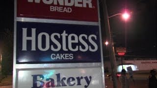 Hostess employees protest at Wonder Bread plant