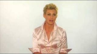 Faith Hill Talking about her debut perfume and other things.