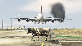 Cow Accidently Came During Airplane Landing#shorts Gta5