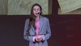 В училище ни учат на повече, отколкото предполагаме | Ерика Антонова | TEDxSofia ED