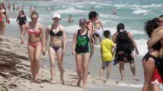 College students flock to Miami Beach for Spring Break