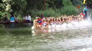 Amazing Boat Race Trail in Nandi Jalolsavam (Thuruthipuram Oddivallam)