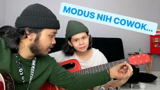 Ngajarin ayang main gitar