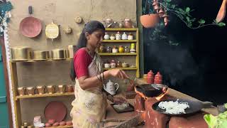 तिप्पट फुलणारी, कोणालाही जमेल अशी  रव्याची कुरडई/Ravyachi kurvdi/Suji kurdai | village food stories